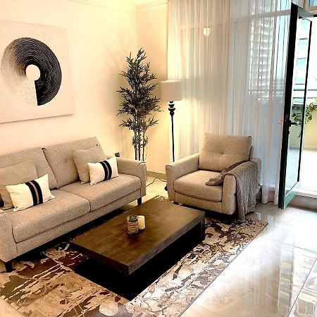 Awesome 1Br In Dubai Marina Appartamento Esterno foto