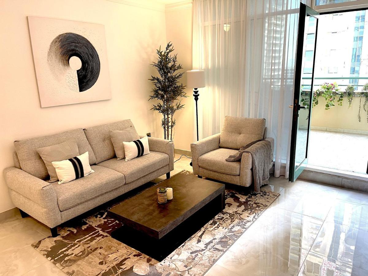 Awesome 1Br In Dubai Marina Appartamento Esterno foto